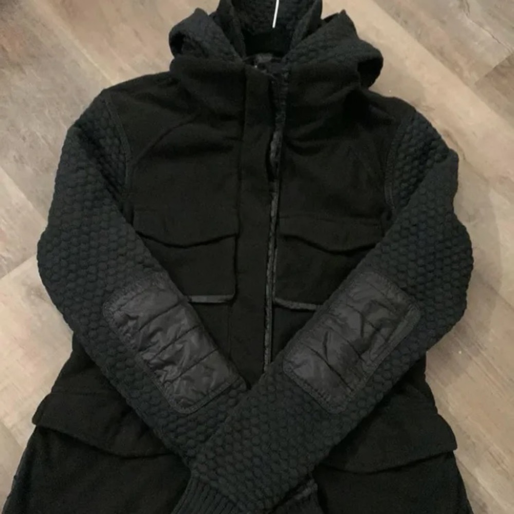 Lululemon coat